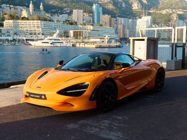 McLaren 750s Spider