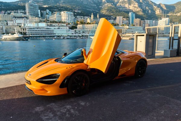 McLaren 750s Spider - Image 5