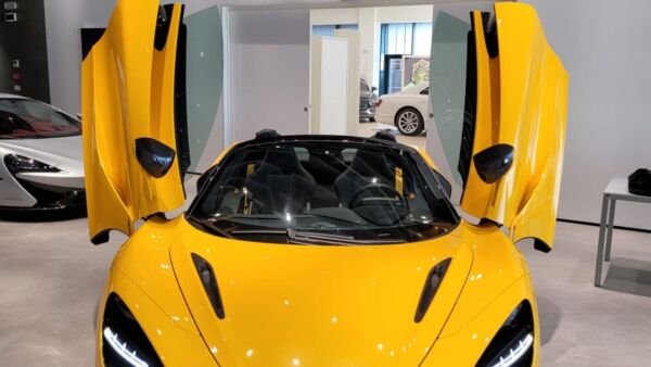 McLaren 720S Spider - Image 2