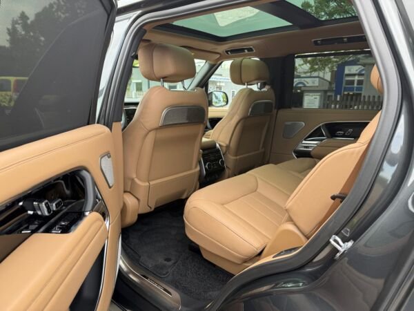 Range Rover Autobiography D350 - Image 5