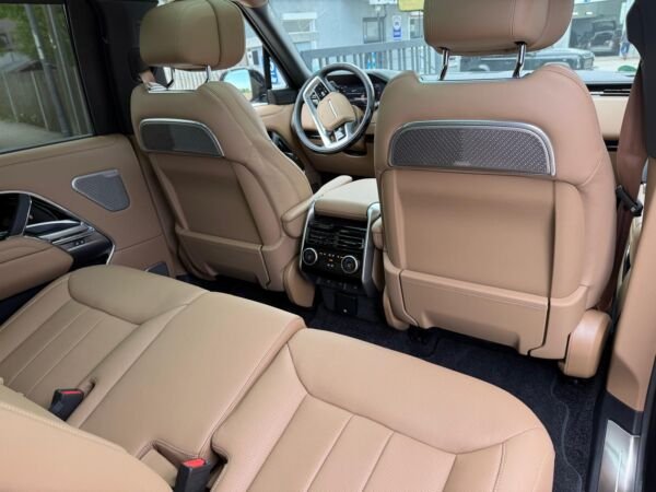 Range Rover Autobiography D350 - Image 8